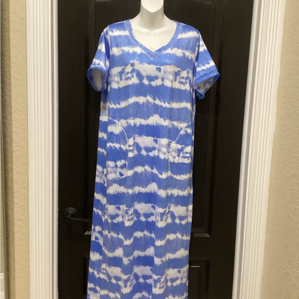 Blue and White Tie-Dye Maxi Lounge Dress